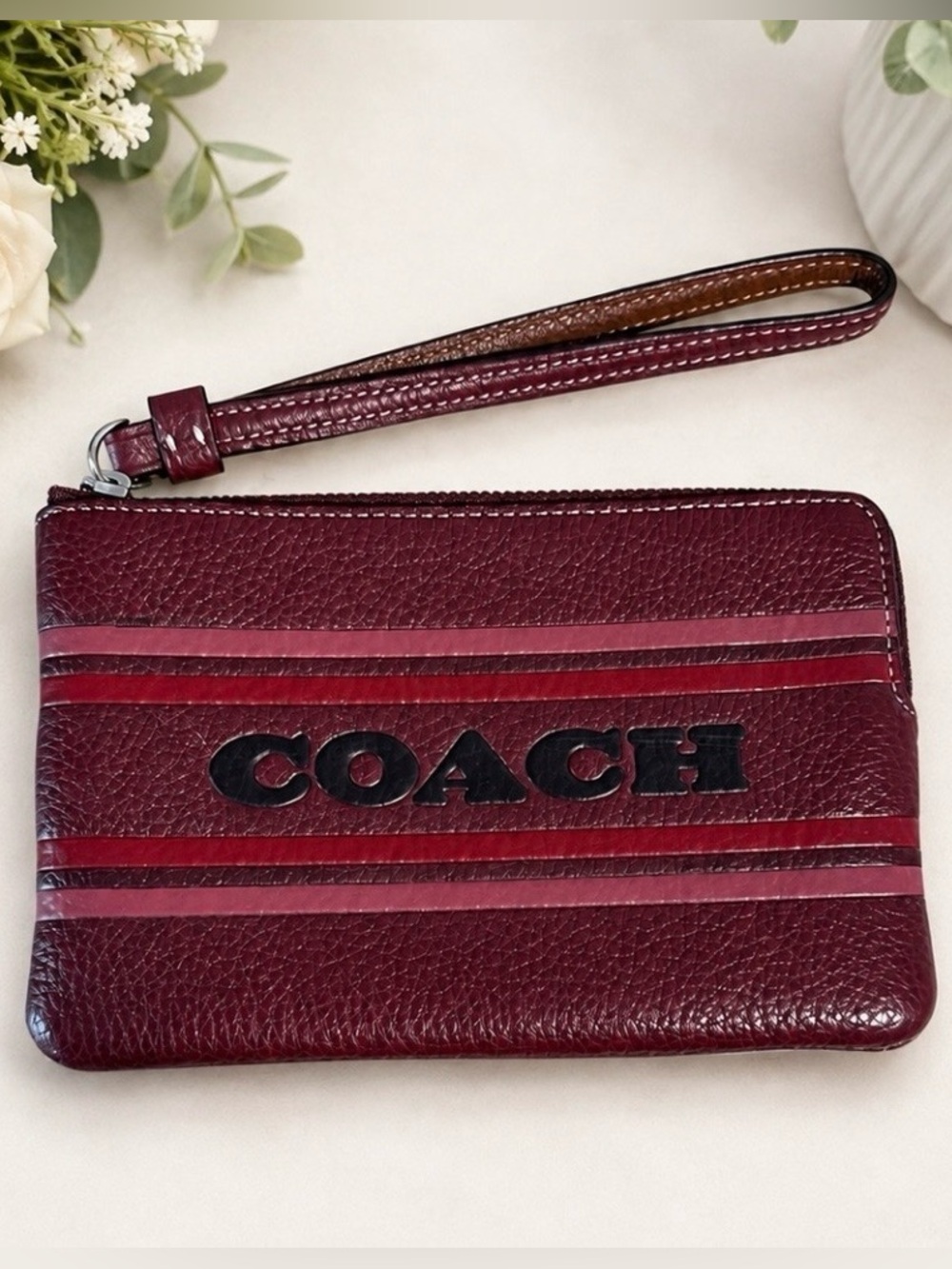 COACH Burgundy and Red Leather Wristlet Card Holder